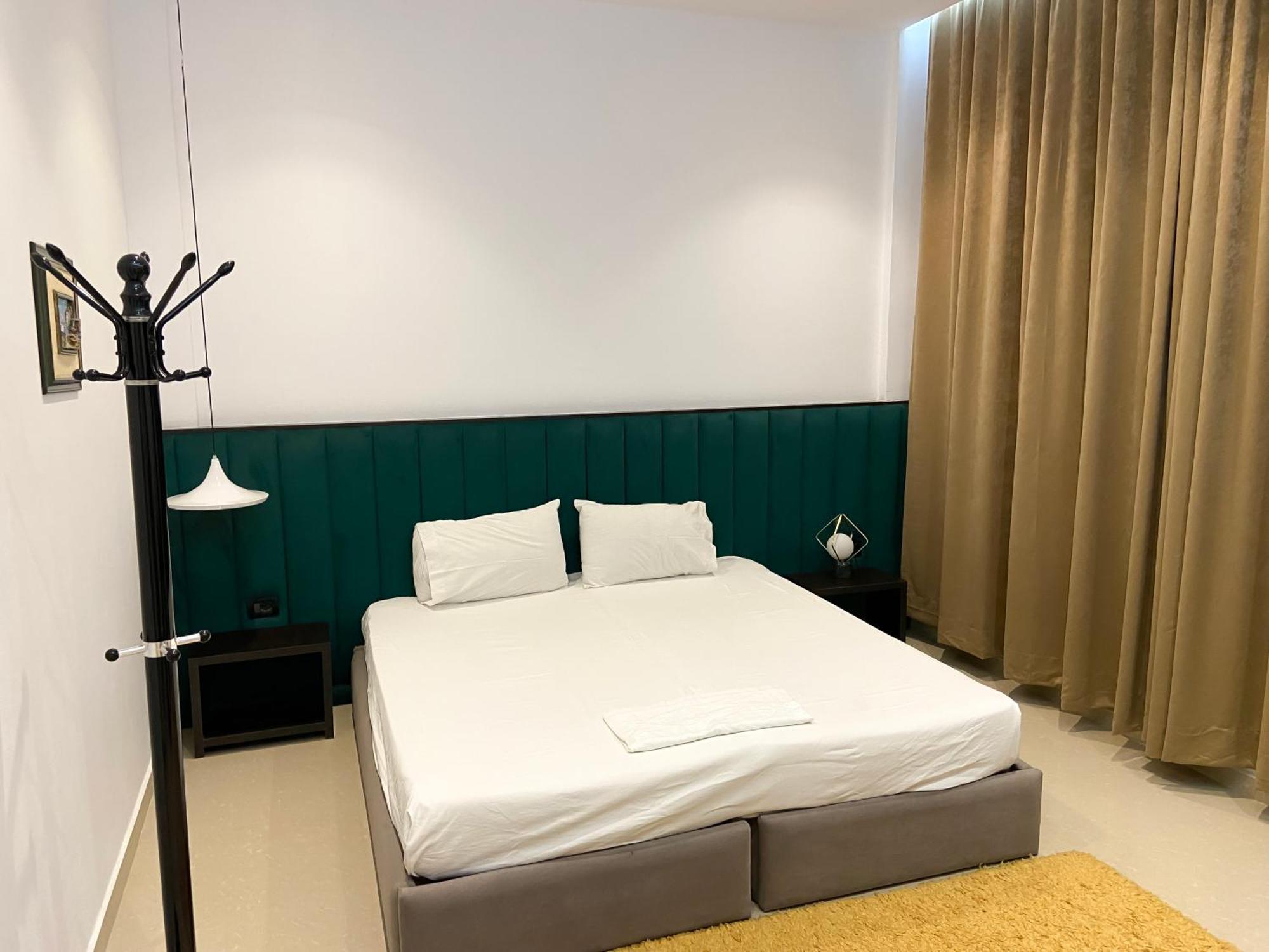 Guesthouse Niko Berat Zewnętrze zdjęcie