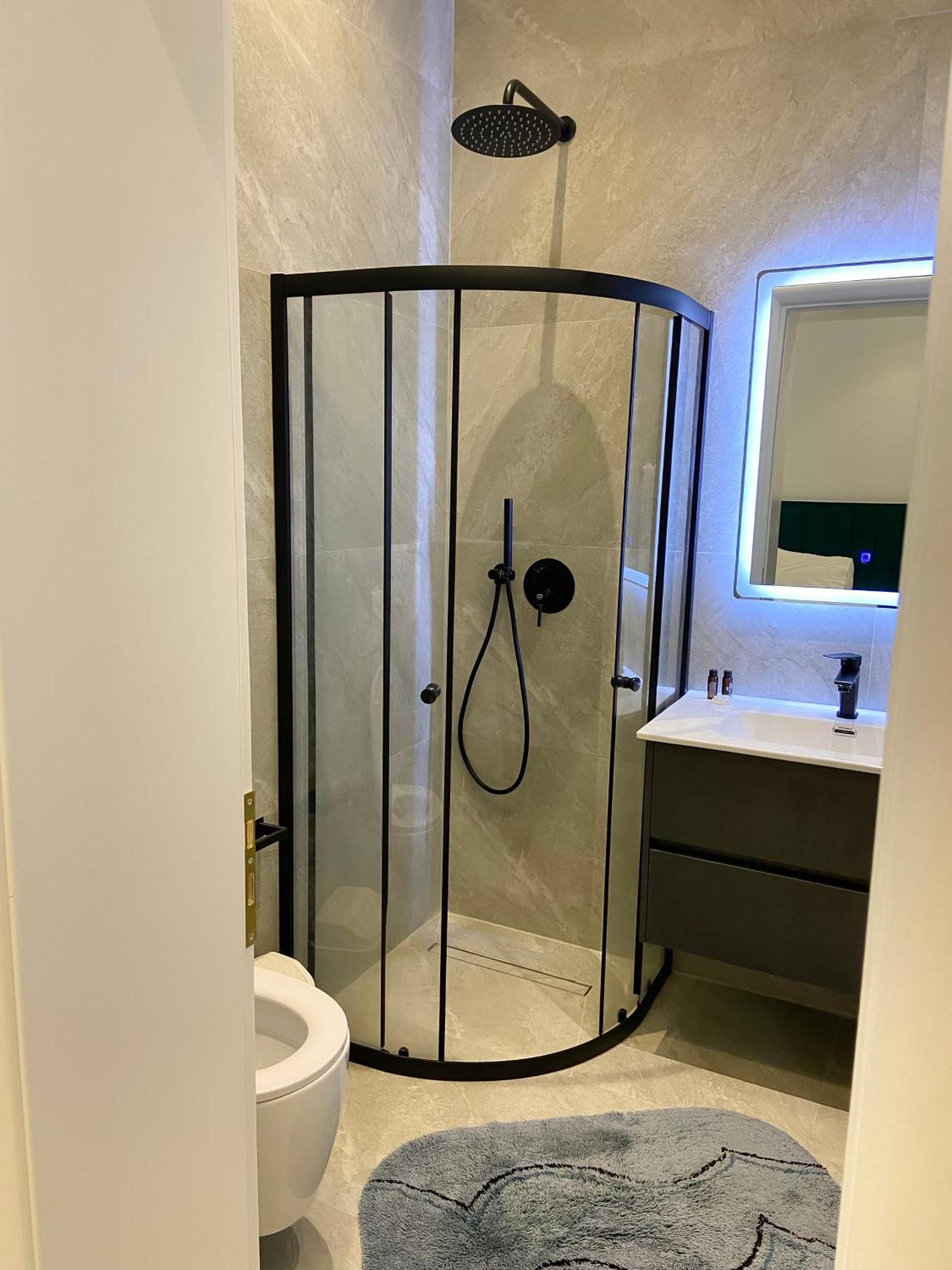 Guesthouse Niko Berat Zewnętrze zdjęcie